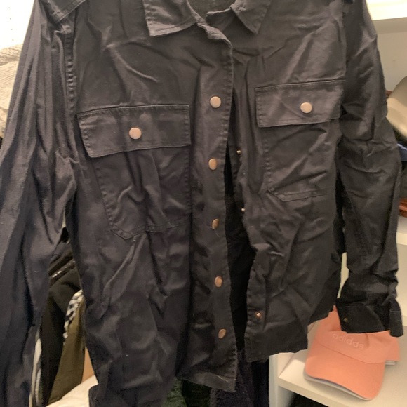 Button down shirt - Picture 2 of 2